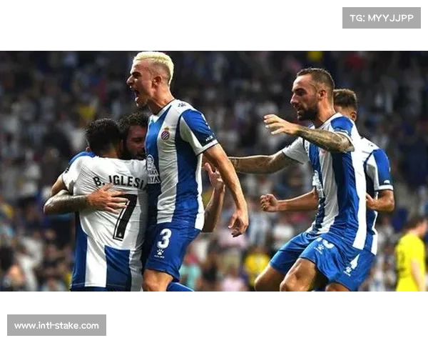 阿丽莎·托马斯连续两场送出15+助攻,成WNBA历史首人 阿丽莎·托马斯连续两场送出15+助攻,成WNBA历史首人