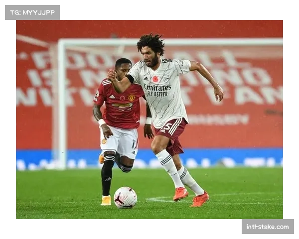 天空体育战术室：解析阿森纳对阵拜仁时，如何通过三次相同角球战术制造杀机