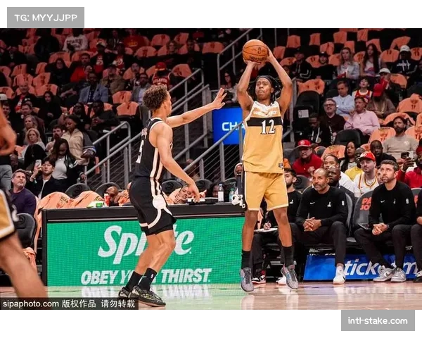 麦科勒姆的三分是否预示老鹰进攻狂潮，开场即确立比赛基调